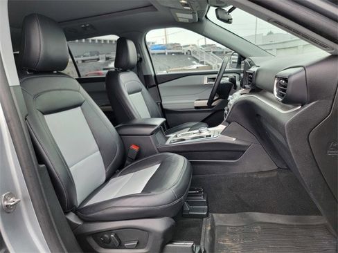 Certified 2023 Ford Explorer XLT w/ Equipment Group 202A image 23