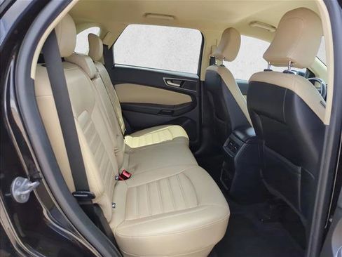 Used 2024 Ford Edge SEL AWD/4WD image 19