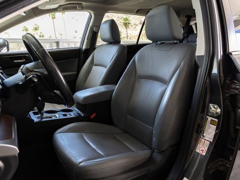 Used 2018 Subaru Outback 2.5i Limited image 13