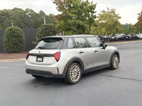Used 2025 MINI Cooper S FWD image 16