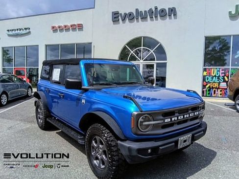 Used 2022 Ford Bronco Big Bend AWD/4WD image 1