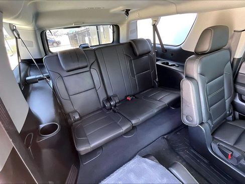 Used 2019 GMC Yukon XL Denali w/ Open Road Package AWD/4WD image 28