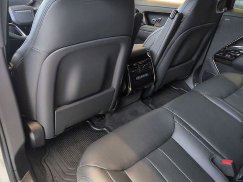 New 2026 Land Rover Range Rover Sport SE image 18