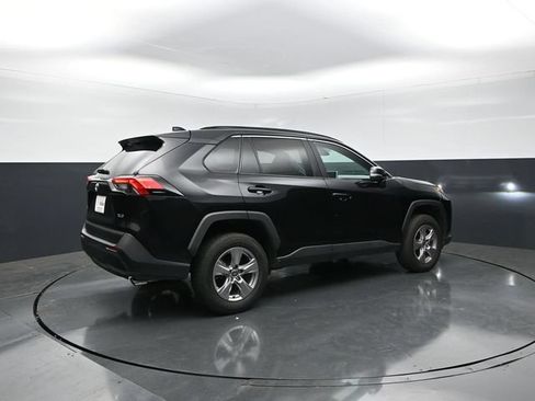 Used 2025 Toyota RAV4 XLE FWD image 7