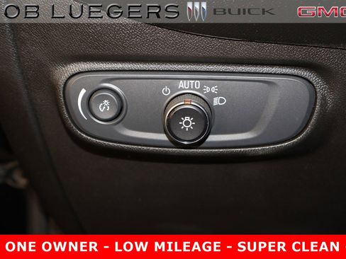 Certified 2022 Chevrolet Equinox RS w/ LPO, Floor Liner Package image 30