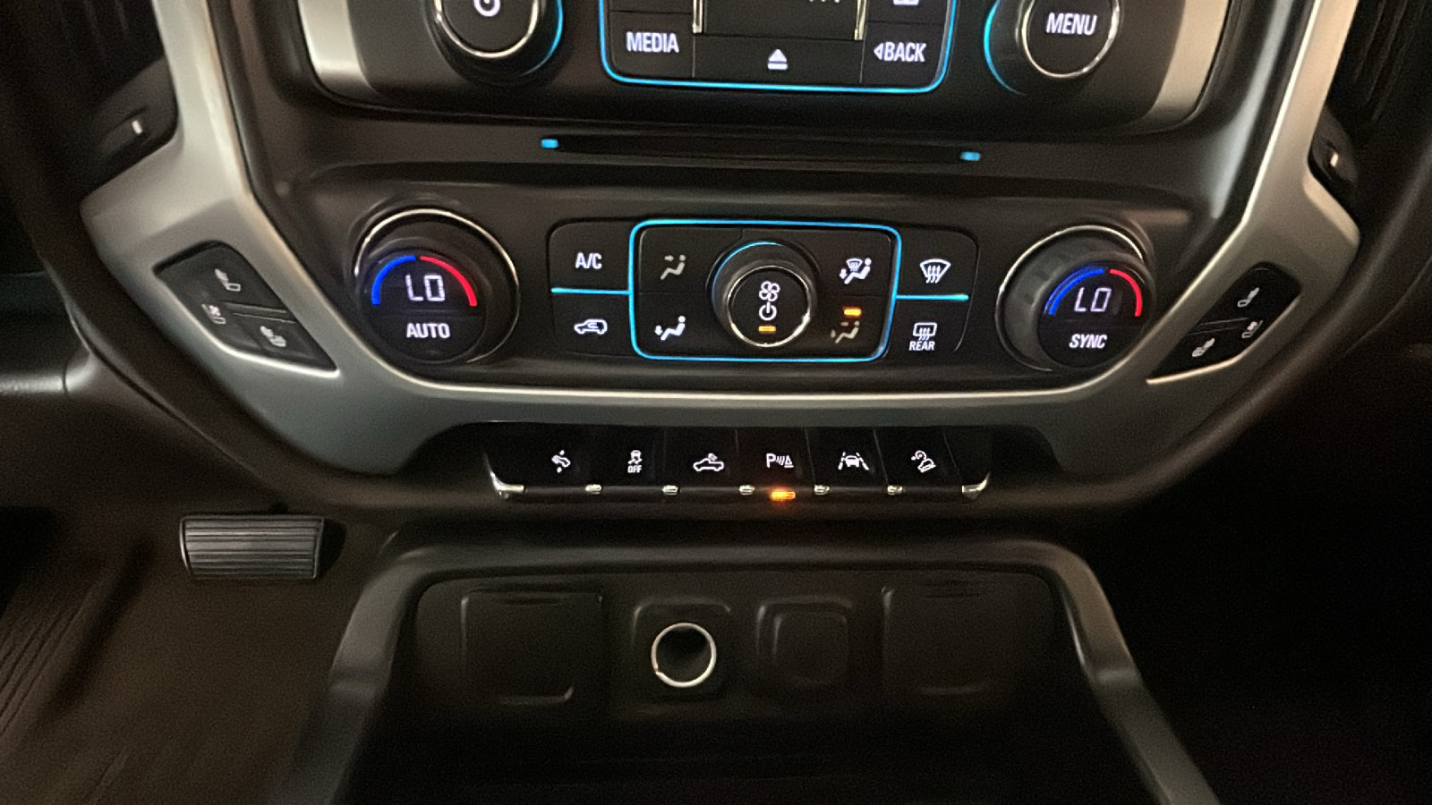 Used 2017 GMC Sierra 1500 SLT AWD/4WD image 26