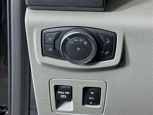 Used 2020 Ford F150 XLT w/ Equipment Group 302A Luxury image 10