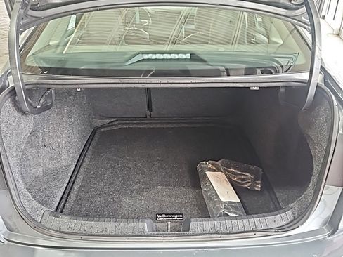 Used 2025 Volkswagen Jetta SE image 19