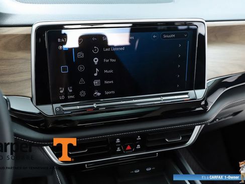 Used 2024 Volkswagen Atlas SE w/ Panoramic Sunroof Package FWD image 65