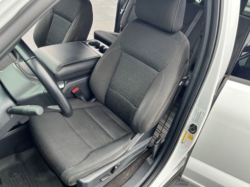 Used 2022 Ford F150 XLT w/ Equipment Group 302A High image 9