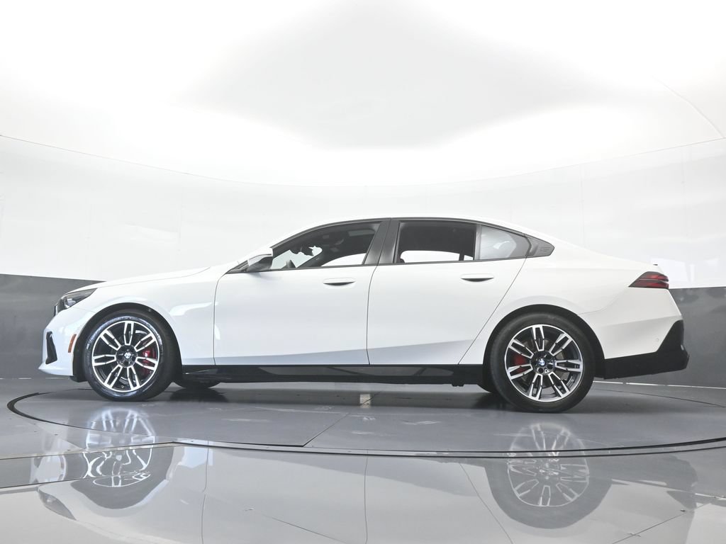 Used 2027 BMW 530i RWD image 65