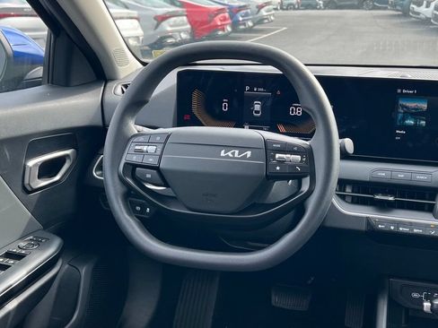 Certified 2025 Kia K4 FWD image 16