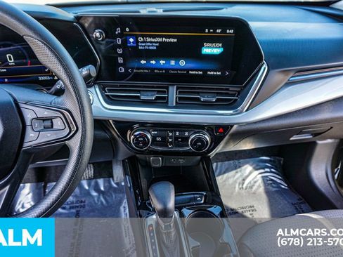 Used 2024 Chevrolet Trax LT image 38