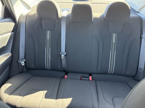Used 2024 Hyundai Elantra SEL FWD image 22