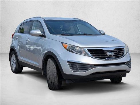 Used 2013 Kia Sportage LX w/ Convenience Pkg FWD image 3