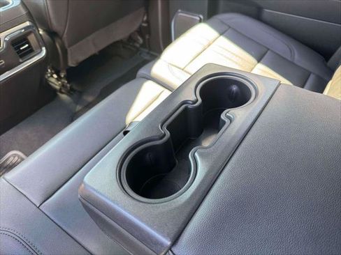 Used 2025 Chevrolet Silverado 3500 High Country w/ Technology Package AWD/4WD image 15