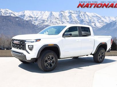 New 2025 GMC Canyon Elevation w/ Convenience Package