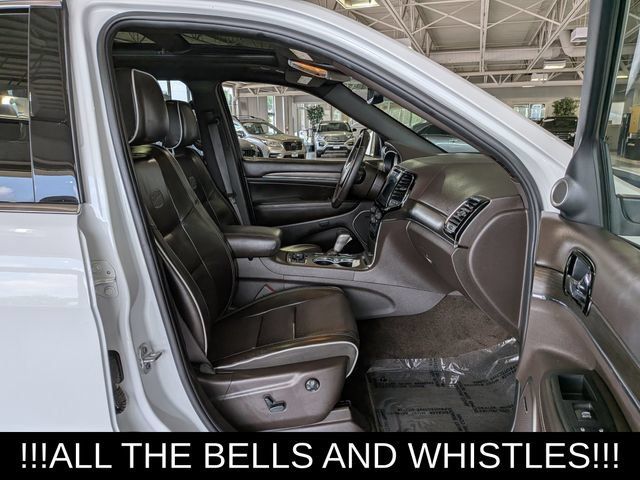 Used 2019 Jeep Grand Cherokee Overland AWD/4WD image 22