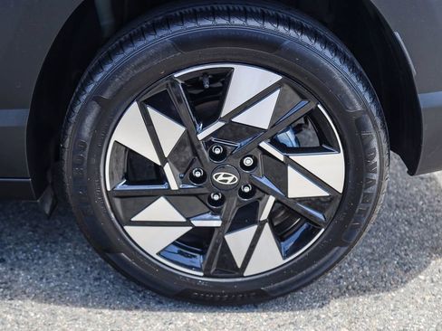 Used 2024 Hyundai Kona SEL FWD image 8
