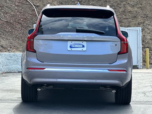 Used 2026 Volvo XC90 B6 Core AWD/4WD image 5