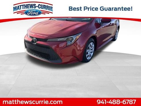Used 2020 Toyota Corolla LE FWD image 7