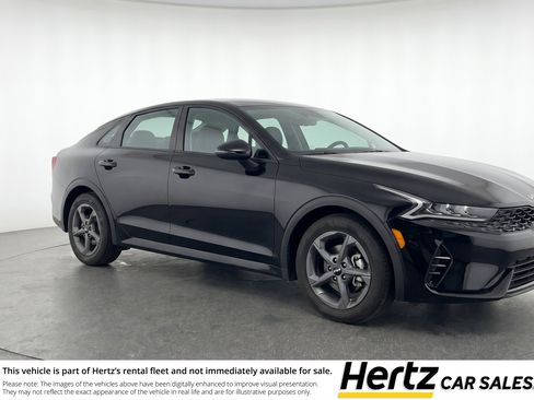 Used 2025 Kia K4 LXS FWD image 1