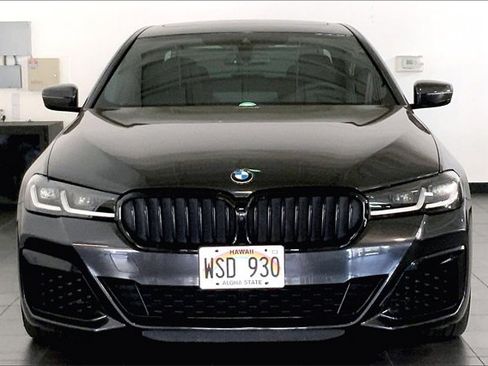 Used 2023 BMW M550i xDrive M550i xDrive w/ Executive Package image 3