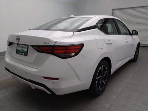 Used 2024 Nissan Sentra SV FWD image 9