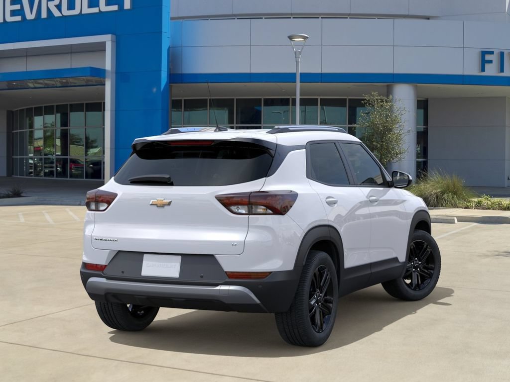 New 2026 Chevrolet TrailBlazer LT w/ Midnight Edition FWD image 4