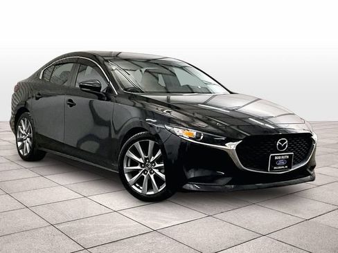 Used 2022 MAZDA MAZDA3 s FWD image 2