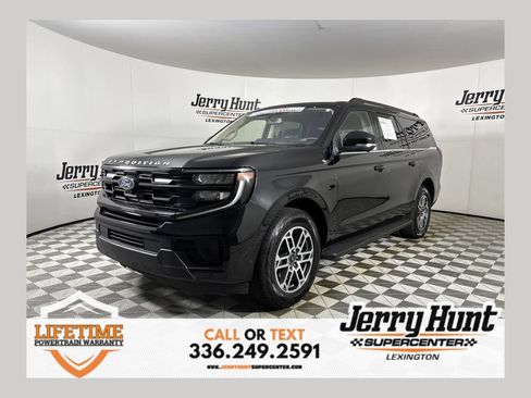 Used 2025 Ford Expedition Max Active AWD/4WD image 1