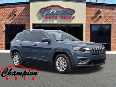 Used 2019 Jeep Cherokee Latitude w/ Popular Appearance Group