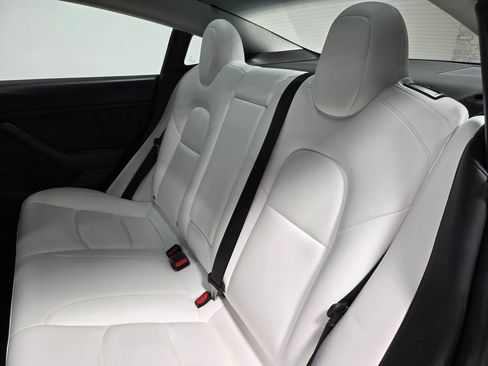 Used 2023 Tesla Model 3 Performance image 29