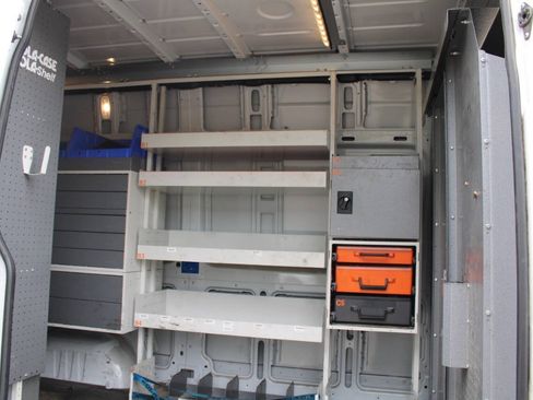 Used 2021 Freightliner Sprinter 2500 RWD image 15