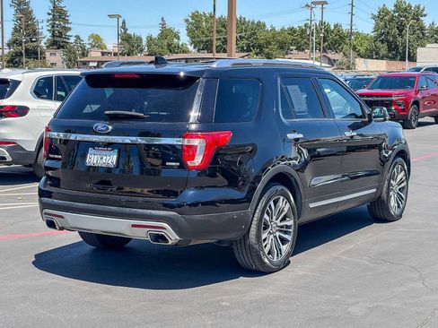 Used 2017 Ford Explorer Platinum AWD/4WD image 4