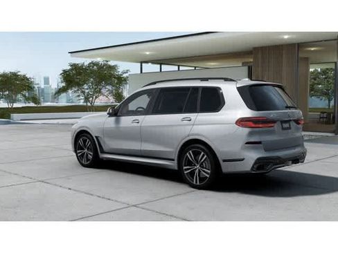 New 2027 BMW X7 xDrive40i AWD/4WD image 2