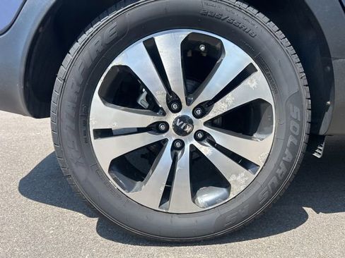 Used 2012 Kia Sportage EX FWD image 5