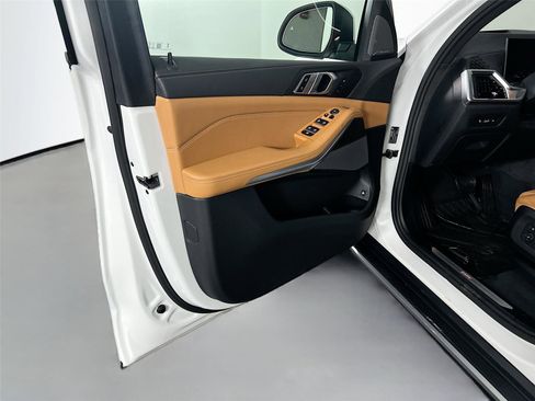 Certified 2026 BMW X5 xDrive50e image 16