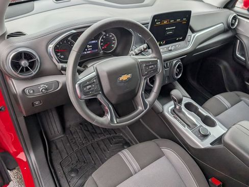 Used 2023 Chevrolet Blazer LT image 18