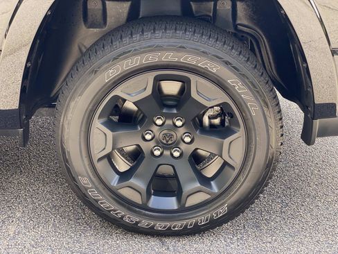 Used 2025 RAM 1500 Big Horn AWD/4WD image 16