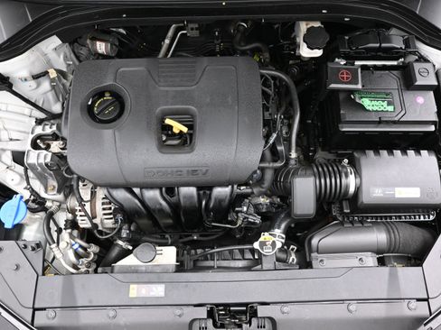 Used 2019 Hyundai Elantra SEL image 28