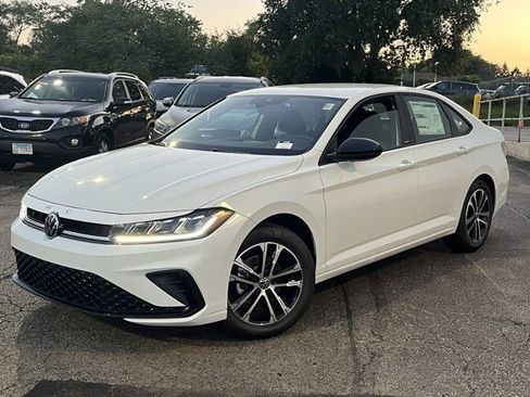 Used 2025 Volkswagen Jetta Sport image 29