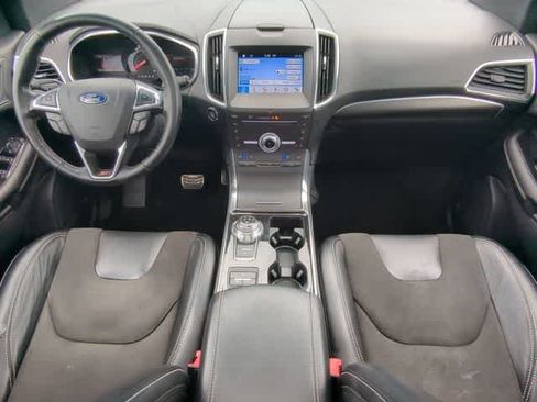 Used 2019 Ford Edge ST w/ Equipment Group 401A AWD/4WD image 15