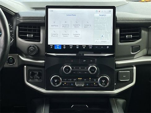 Used 2022 Ford Expedition XLT image 17
