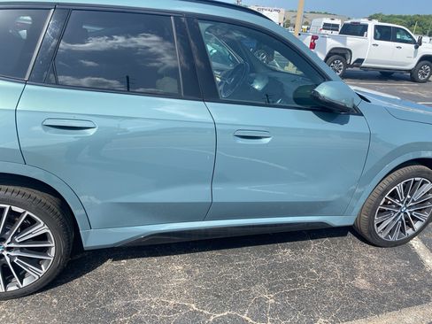 Used 2023 BMW X1 xDrive28i w/ M Sport Package AWD/4WD image 1
