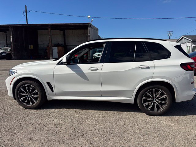 Used 2021 BMW X5 xDrive40i w/ M Sport Package AWD/4WD image 8