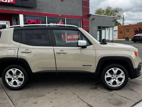 Used 2015 Jeep Renegade Limited w/ Safety & Security Group I AWD/4WD image 4