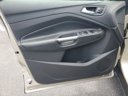 Used 2017 Ford Escape Titanium AWD/4WD image 8