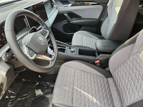 New 2026 Volkswagen Tiguan S AWD/4WD image 4