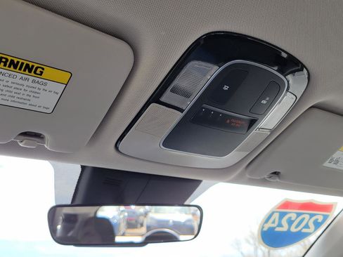 Used 2024 Hyundai Tucson SE image 30